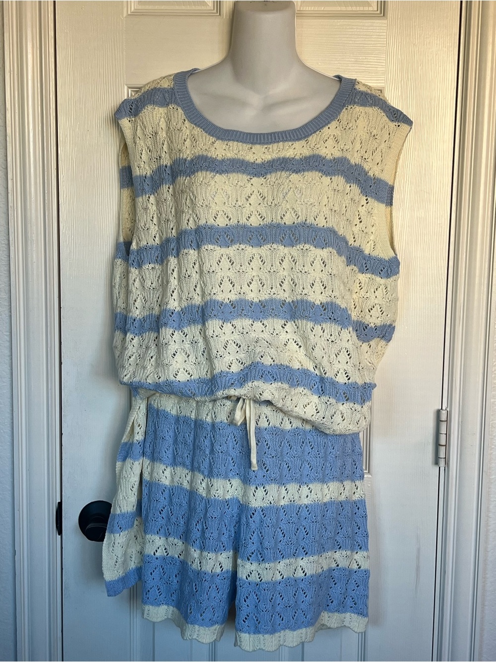 NWT Fisoew 2 pc. Set Cotchet Hollow Out Tank Top and Shorts XXL